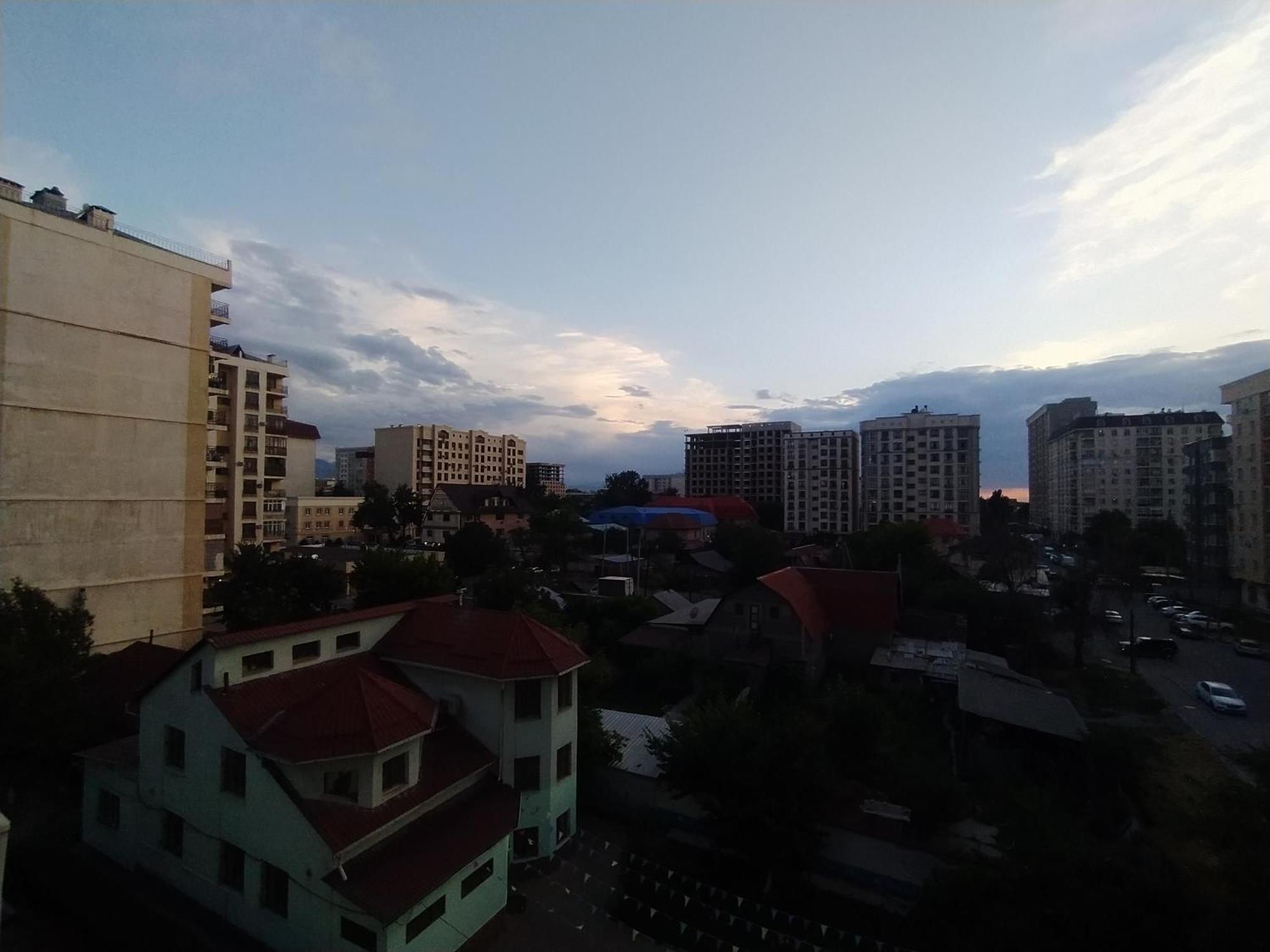 Aura On Turusbekova Street 124 Apartment บิชเคก ภายนอก รูปภาพ